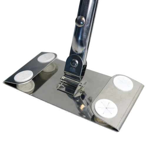 Swivel Flat Mop Head and Handle - Image 2